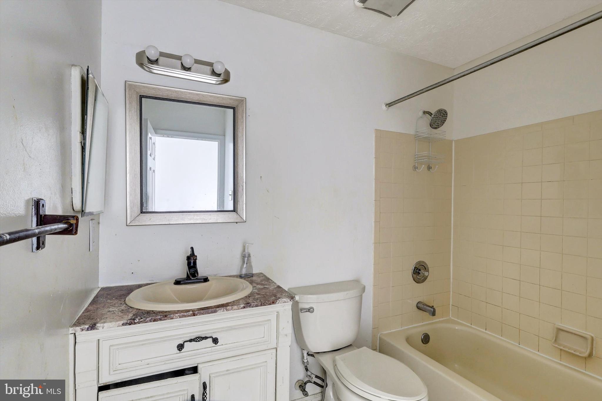 7311 Cantwell Road Windsor Mill, MD 21244 - Photo 20 of 37