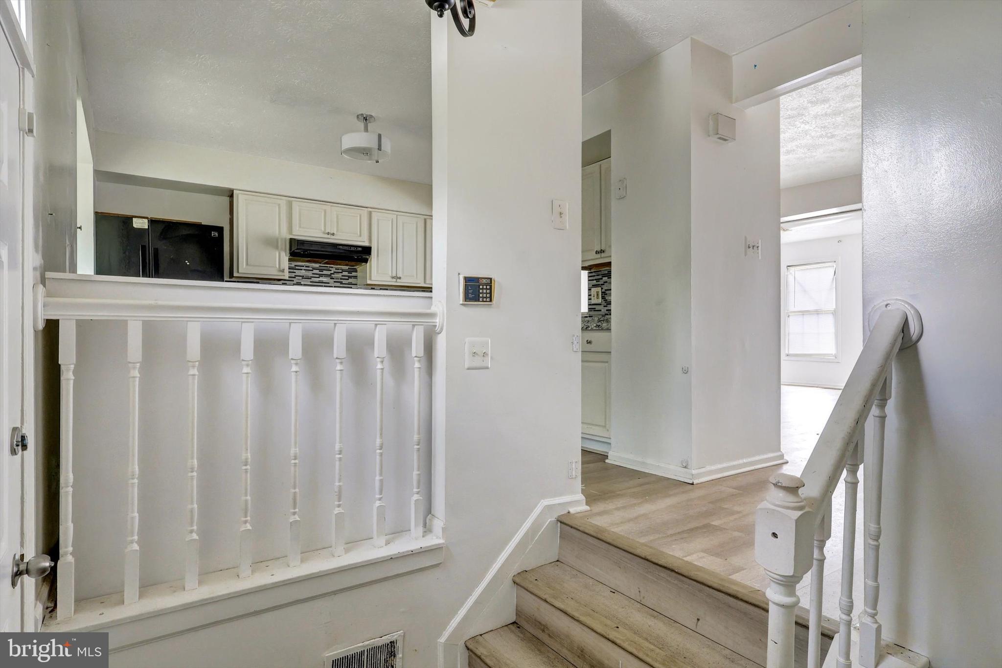 7311 Cantwell Road Windsor Mill, MD 21244 - Photo 4 of 37