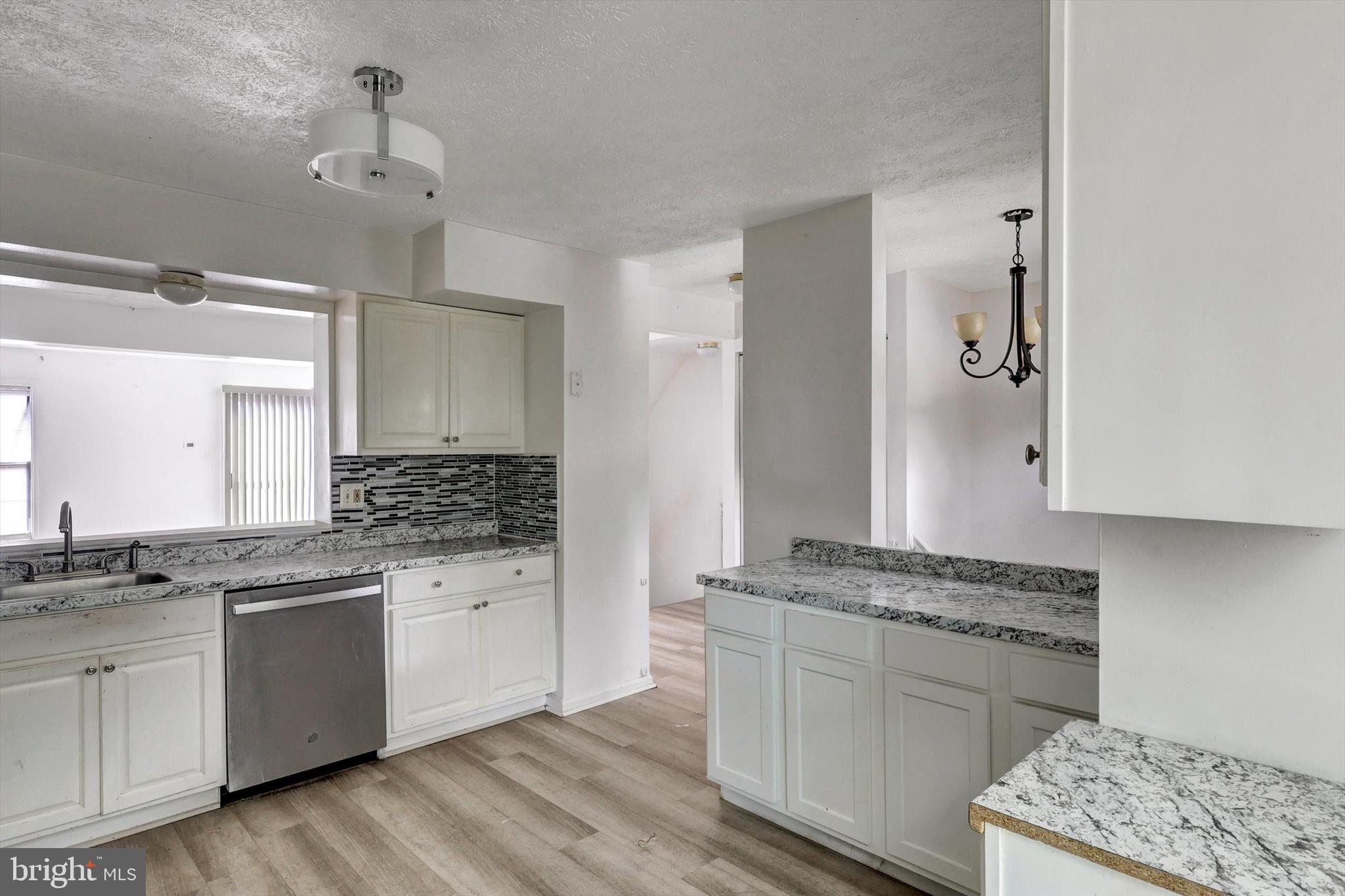 7311 Cantwell Road Windsor Mill, MD 21244 - Photo 6 of 37