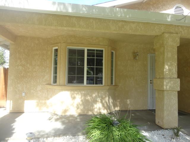 521 W West 9th Street Merced, CA 95341 - Photo 5 of 21 a front view of a house