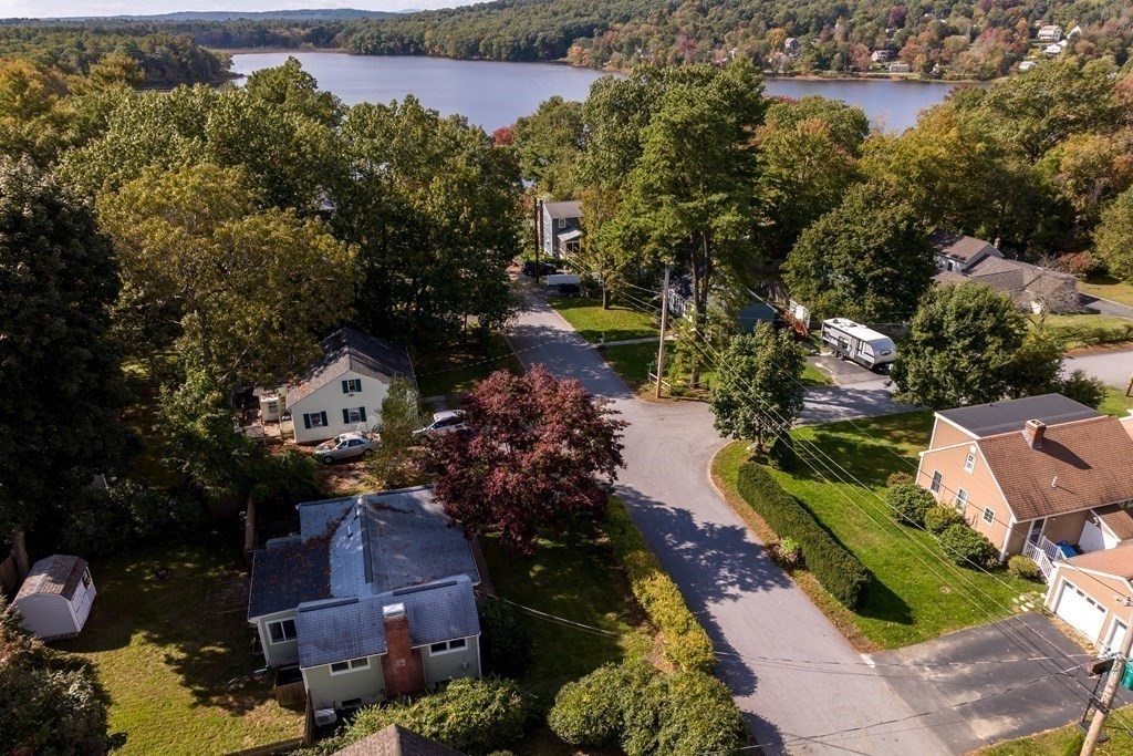 16 Long Lake Road Littleton, MA 01460 - Photo 7 of 29 Gallery Image 7