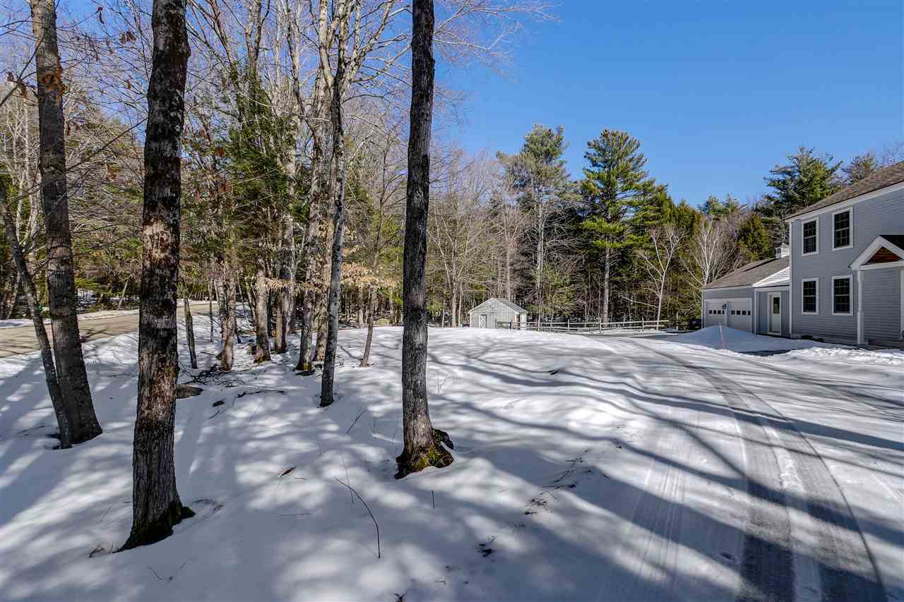 34 Carriage Hill Road Hancock, NH 03449 - Photo 3 of 40