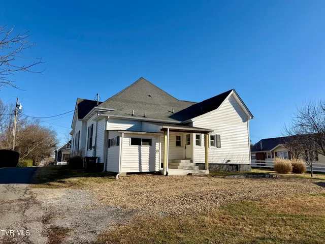 $334,850 | 908 Weaver Pike, Bristol, TN 37620