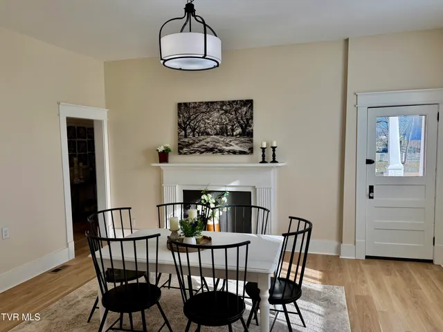 $334,850 | 908 Weaver Pike, Bristol, TN 37620