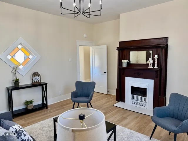 $334,850 | 908 Weaver Pike, Bristol, TN 37620