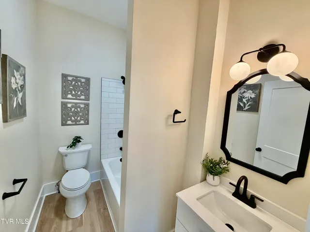 $334,850 | 908 Weaver Pike, Bristol, TN 37620