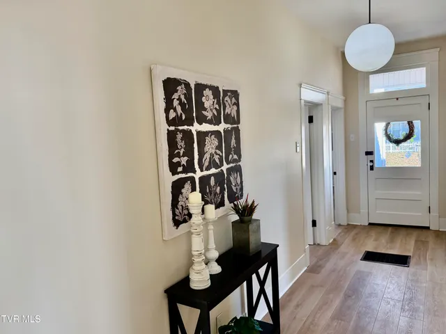 $334,850 | 908 Weaver Pike, Bristol, TN 37620