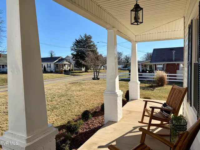 $334,850 | 908 Weaver Pike, Bristol, TN 37620