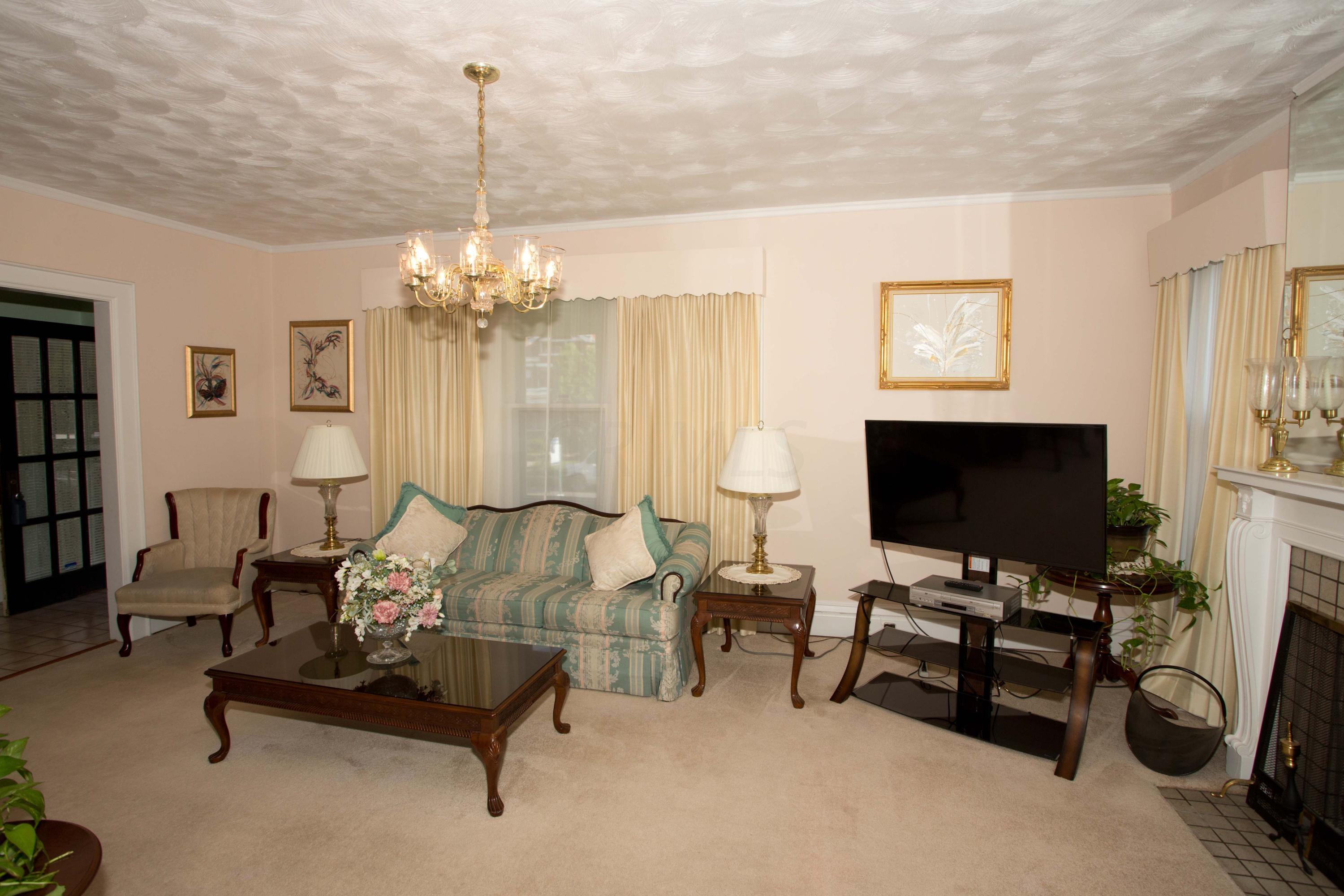1862 Bryden Road Columbus, OH 43205 - Photo 14 of 54