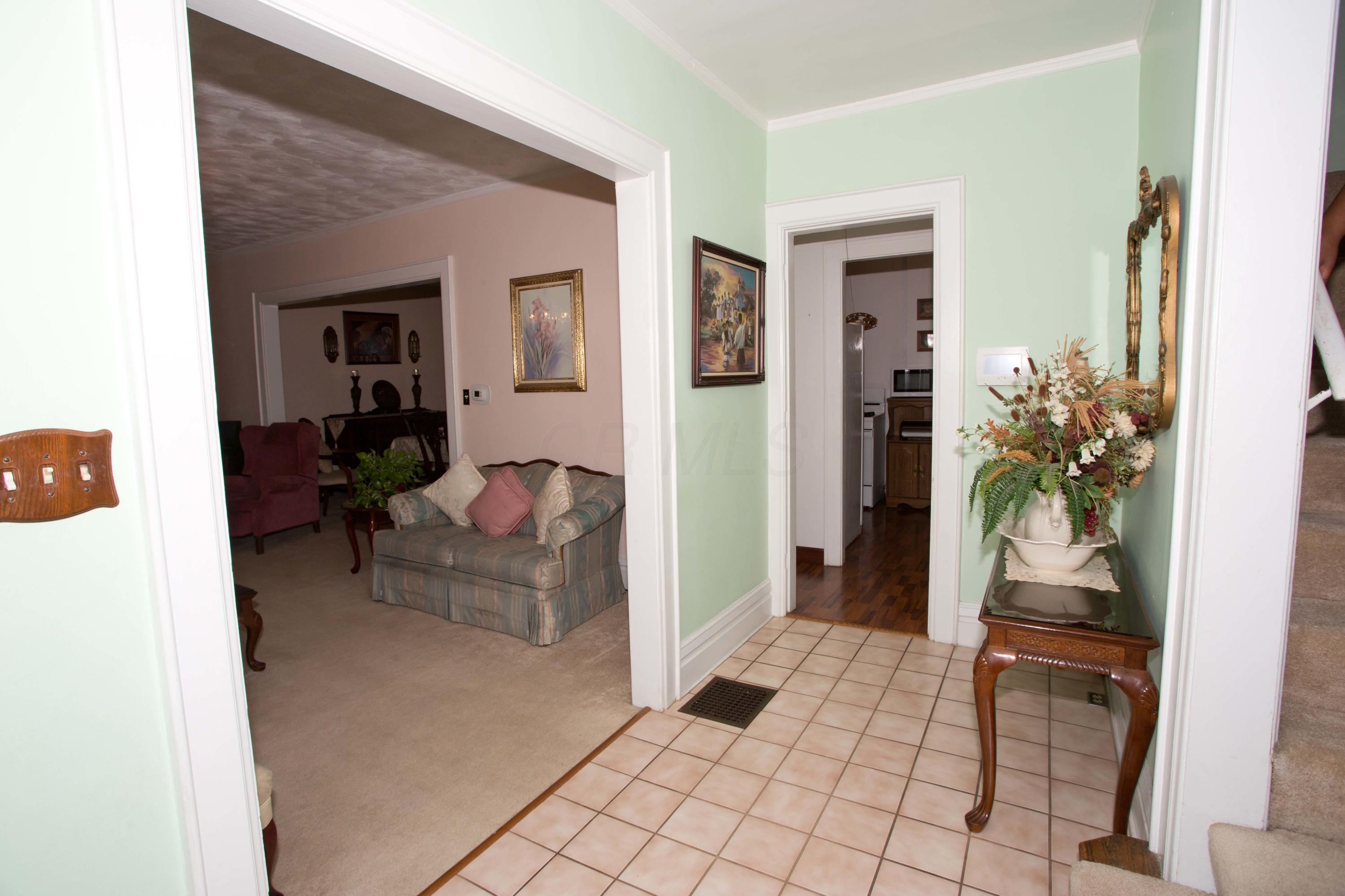 1862 Bryden Road Columbus, OH 43205 - Photo 8 of 54