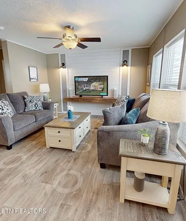 $289,900 | 150 B & B Drive, Speedwell, TN 37870