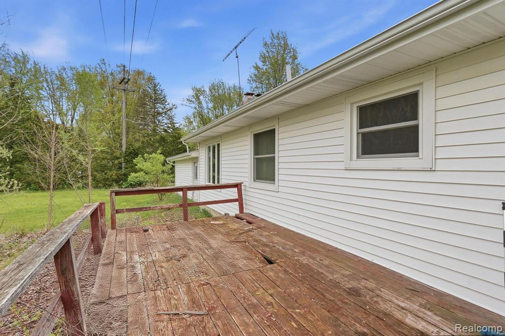 396 Plum Creek Road Lapeer, MI 48446 - Photo 31 of 41