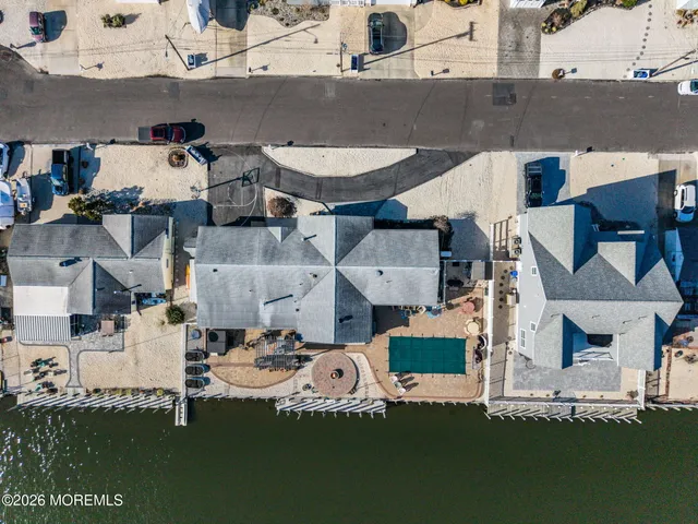 $1,375,000 | 13 Jolly Roger Way, Waretown, NJ 08758