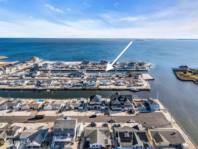 $1,375,000 | 13 Jolly Roger Way, Waretown, NJ 08758