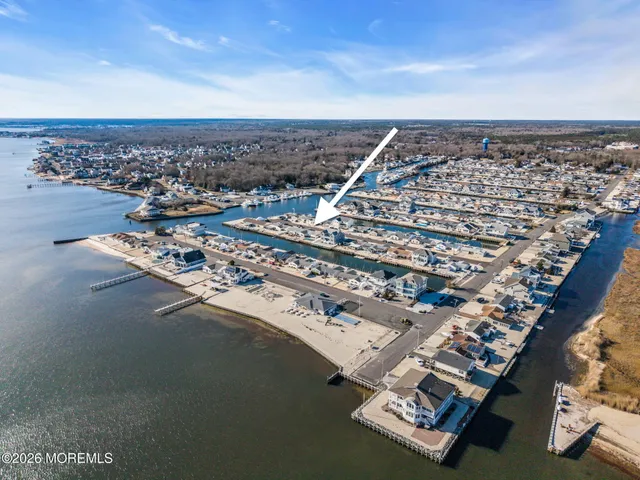 $1,375,000 | 13 Jolly Roger Way, Waretown, NJ 08758