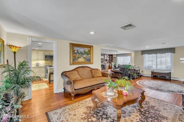 $1,375,000 | 13 Jolly Roger Way, Waretown, NJ 08758