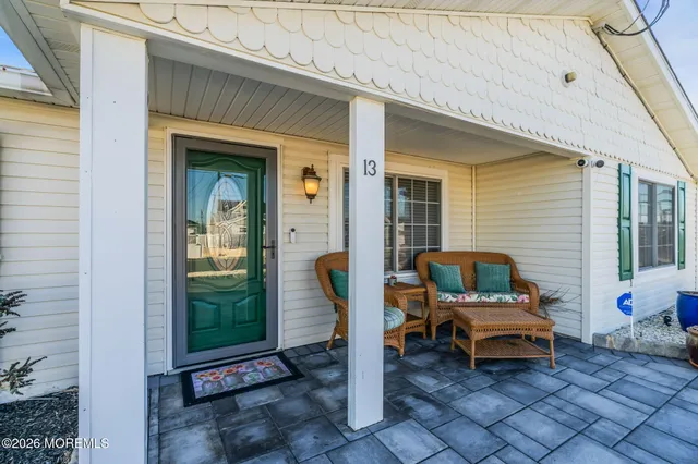 $1,375,000 | 13 Jolly Roger Way, Waretown, NJ 08758