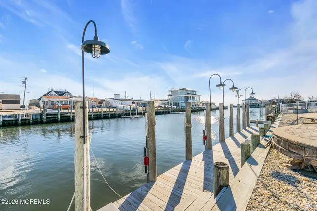 $1,375,000 | 13 Jolly Roger Way, Waretown, NJ 08758