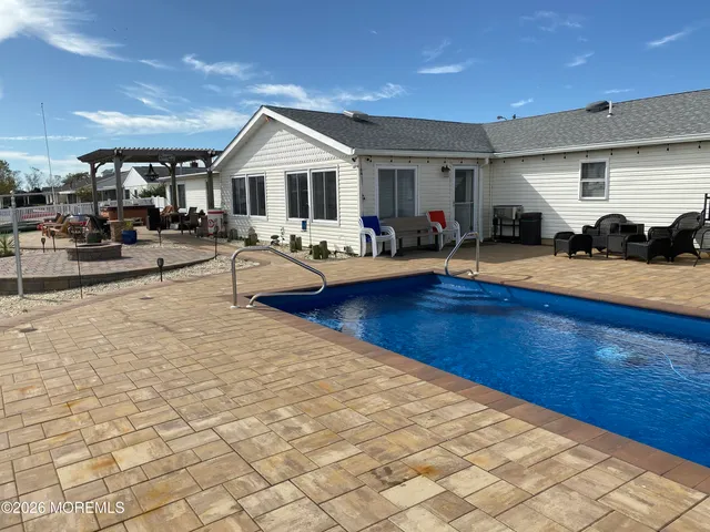 $1,375,000 | 13 Jolly Roger Way, Waretown, NJ 08758