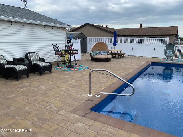 $1,375,000 | 13 Jolly Roger Way, Waretown, NJ 08758