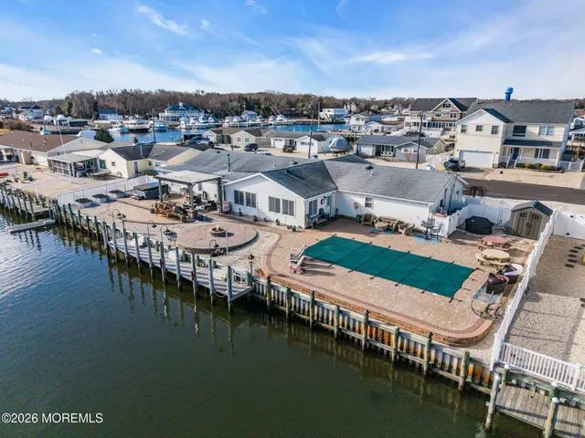$1,375,000 | 13 Jolly Roger Way, Waretown, NJ 08758