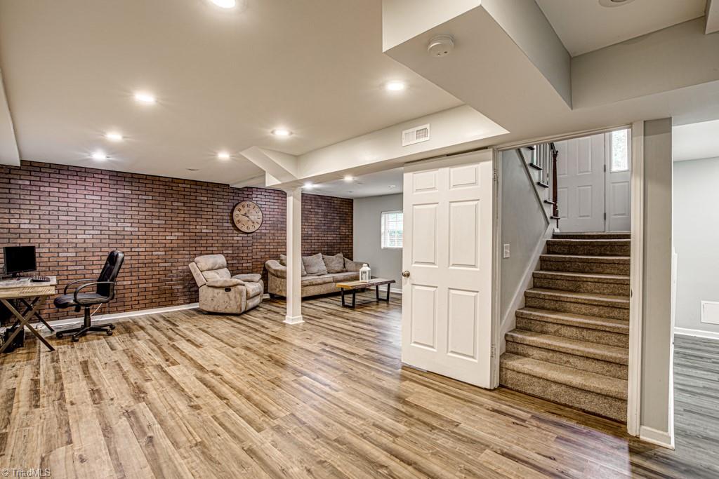 6002 Robinhood Road Pfafftown, NC 27040 - Photo 27 of 50 Gallery Image 27