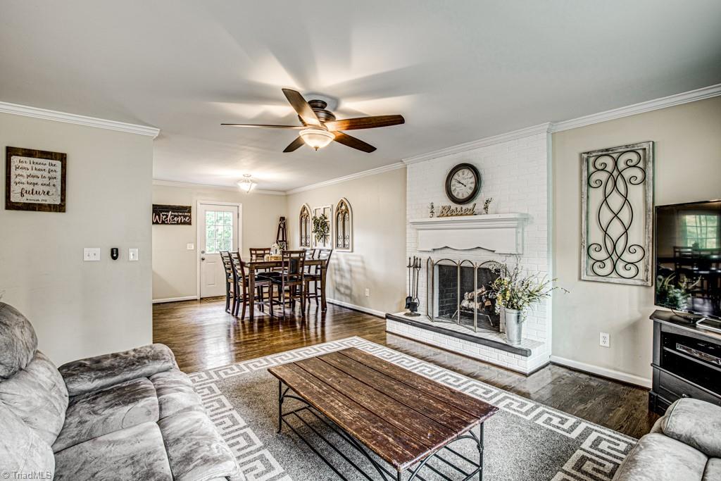 6002 Robinhood Road Pfafftown, NC 27040 - Photo 8 of 50 Gallery Image 8