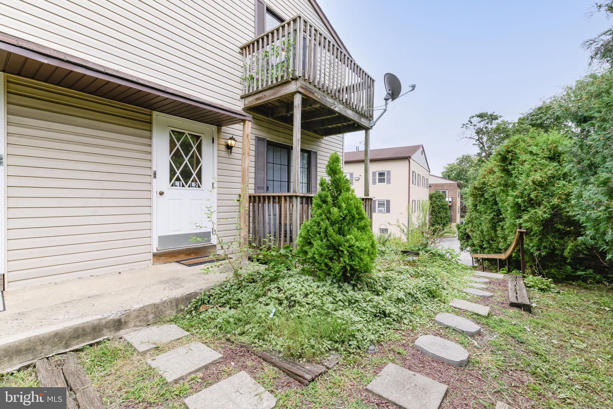 22 South Springfield Road, Unit L2 Clifton Heights, PA 19018 - Photo 3 of 21
