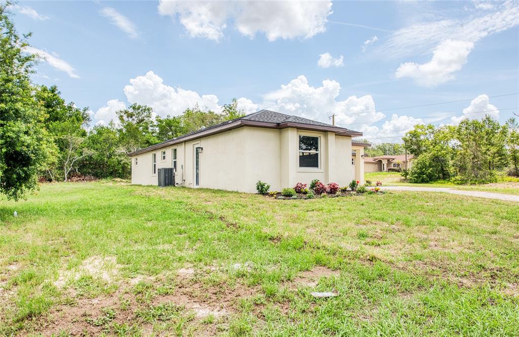 12027 Villa Road Spring Hill, FL 34609 - Photo 4 of 66
