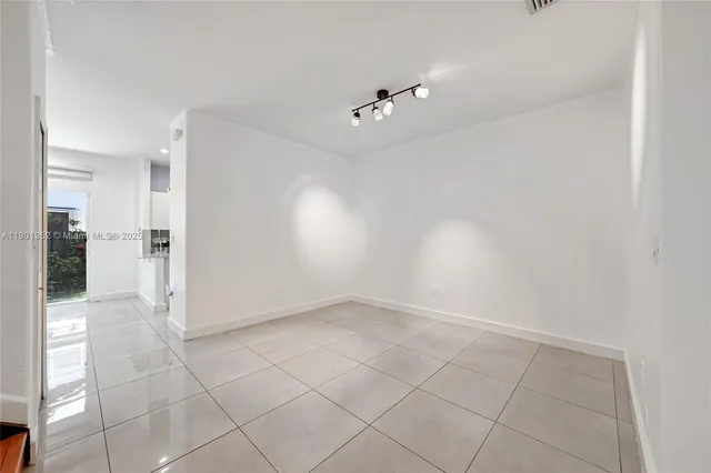 $590,000 | 7634 Northwest 114th Path, Doral, FL 33178