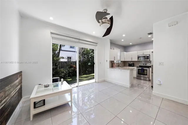 $590,000 | 7634 Northwest 114th Path, Doral, FL 33178