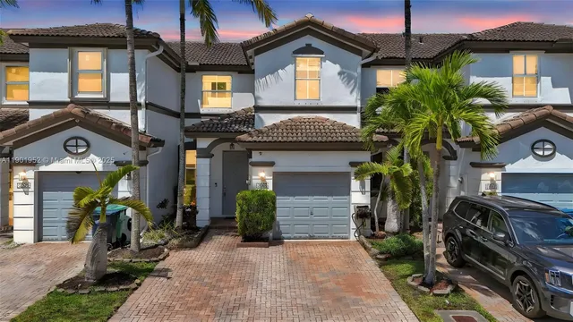 $590,000 | 7634 Northwest 114th Path, Doral, FL 33178