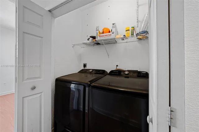 $590,000 | 7634 Northwest 114th Path, Doral, FL 33178