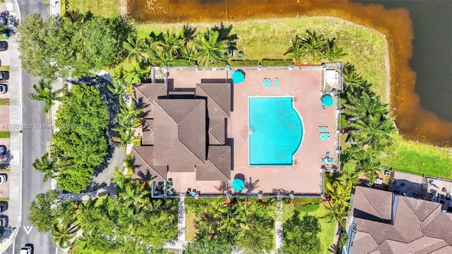 $590,000 | 7634 Northwest 114th Path, Doral, FL 33178