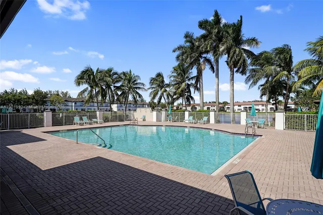 $590,000 | 7634 Northwest 114th Path, Doral, FL 33178
