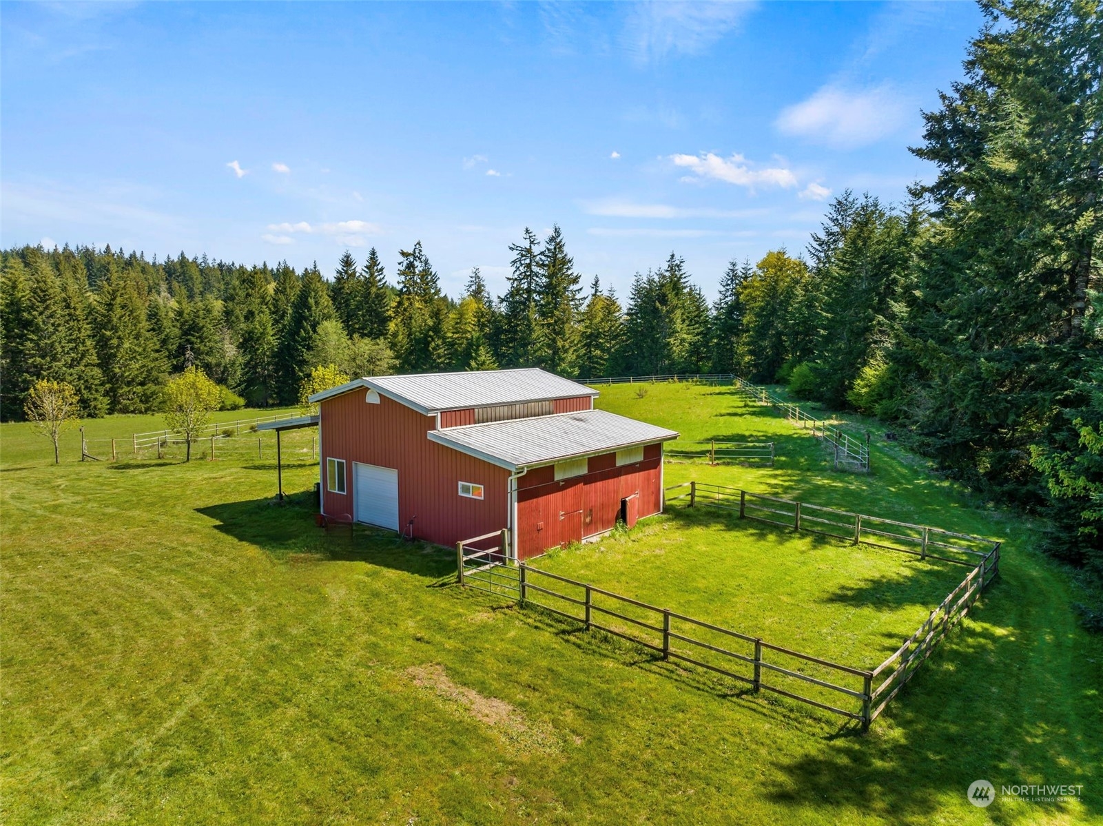 778 Ceres Hill Road, Unit B Chehalis, WA 98532 - Photo 35 of 40 an aerial view of a house with pool big yard and large trees