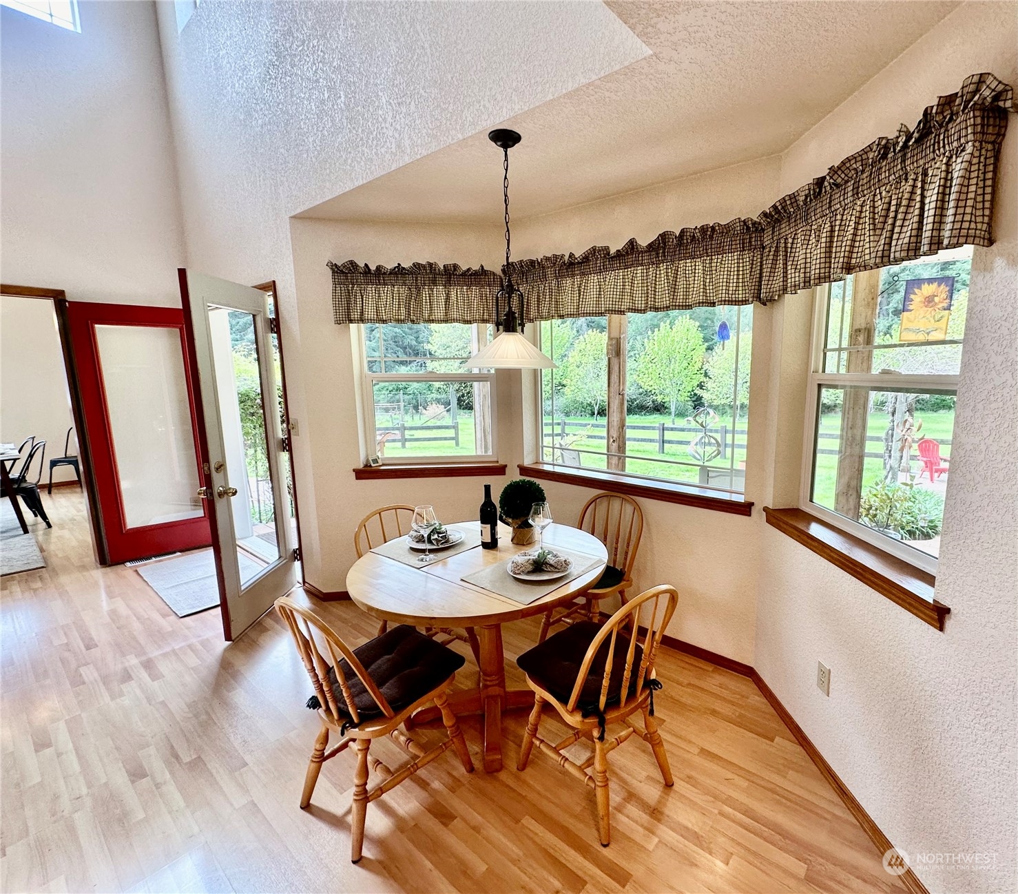 778 Ceres Hill Road, Unit B Chehalis, WA 98532 - Photo 10 of 40 a dining room with furniture window wooden floor