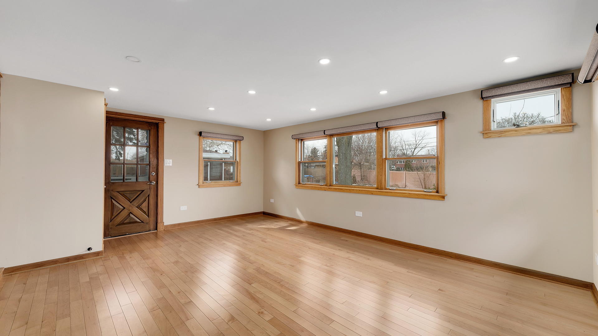 10816 Monitor Avenue Chicago Ridge, IL 60415 - Photo 11 of 22
