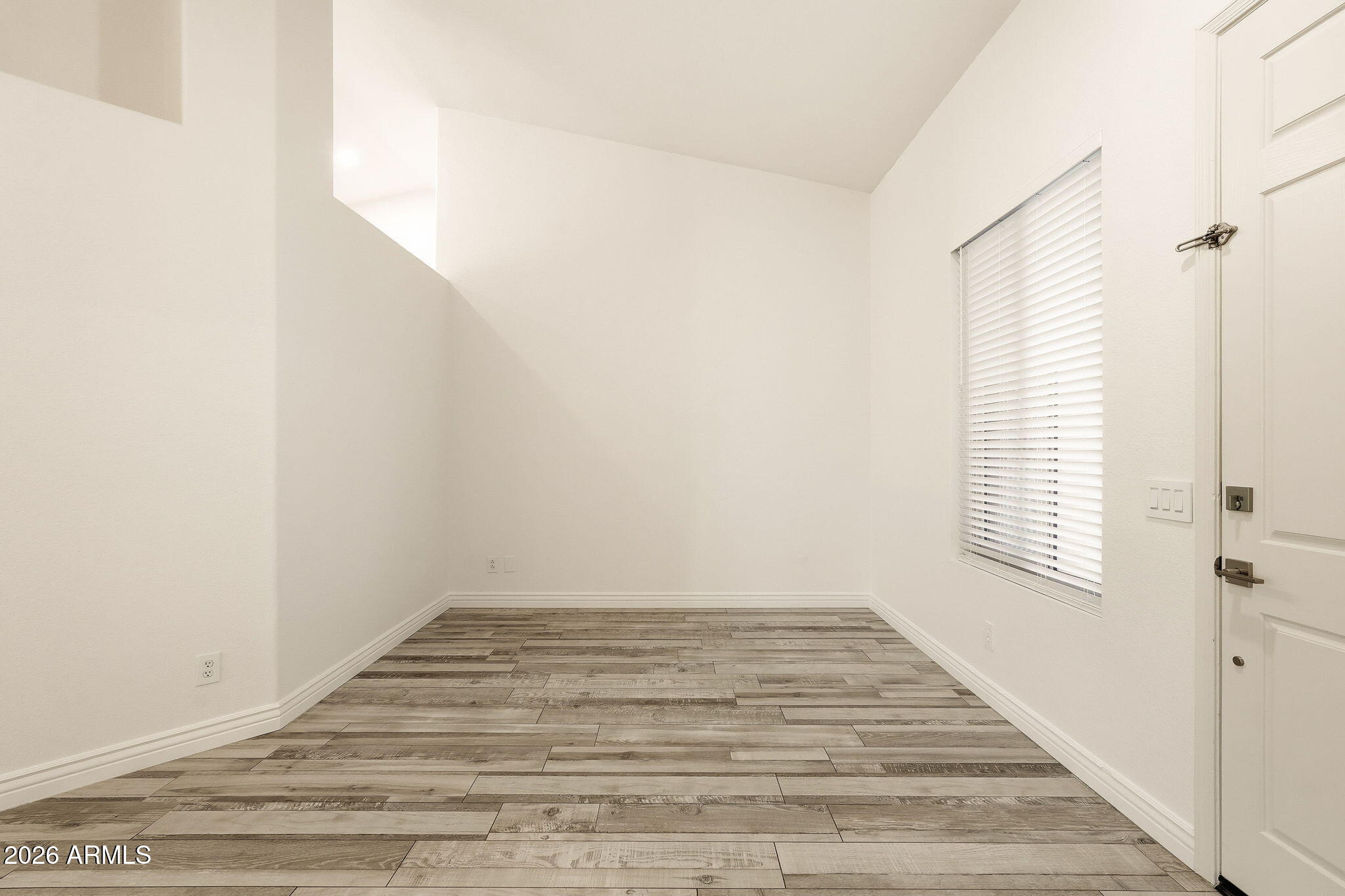 13129 West Granada Road Goodyear, AZ 85395 - Photo 7 of 73 ListerPros_006