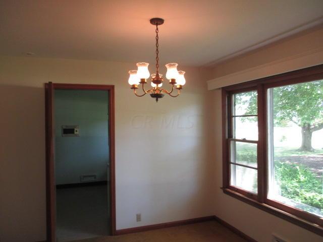 572 Dunkle Road Circleville, OH 43113 - Photo 3 of 24