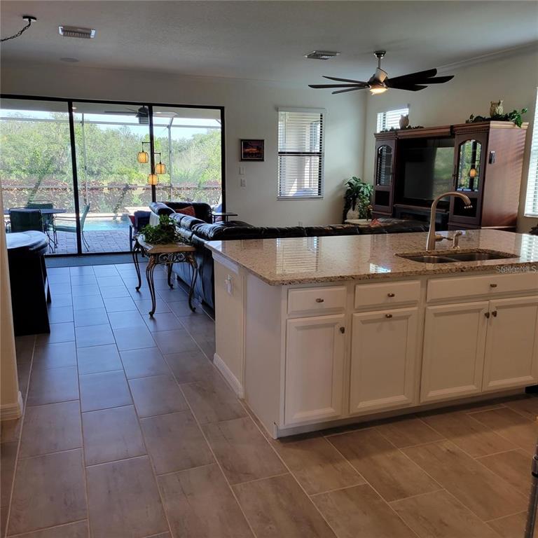 17335 Blue Ridge Place Bradenton, FL 34211 - Photo 4 of 44