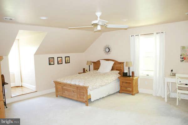 7236 Wilson Road Marshall, VA 20115 - Photo 13 of 30 Bedroom