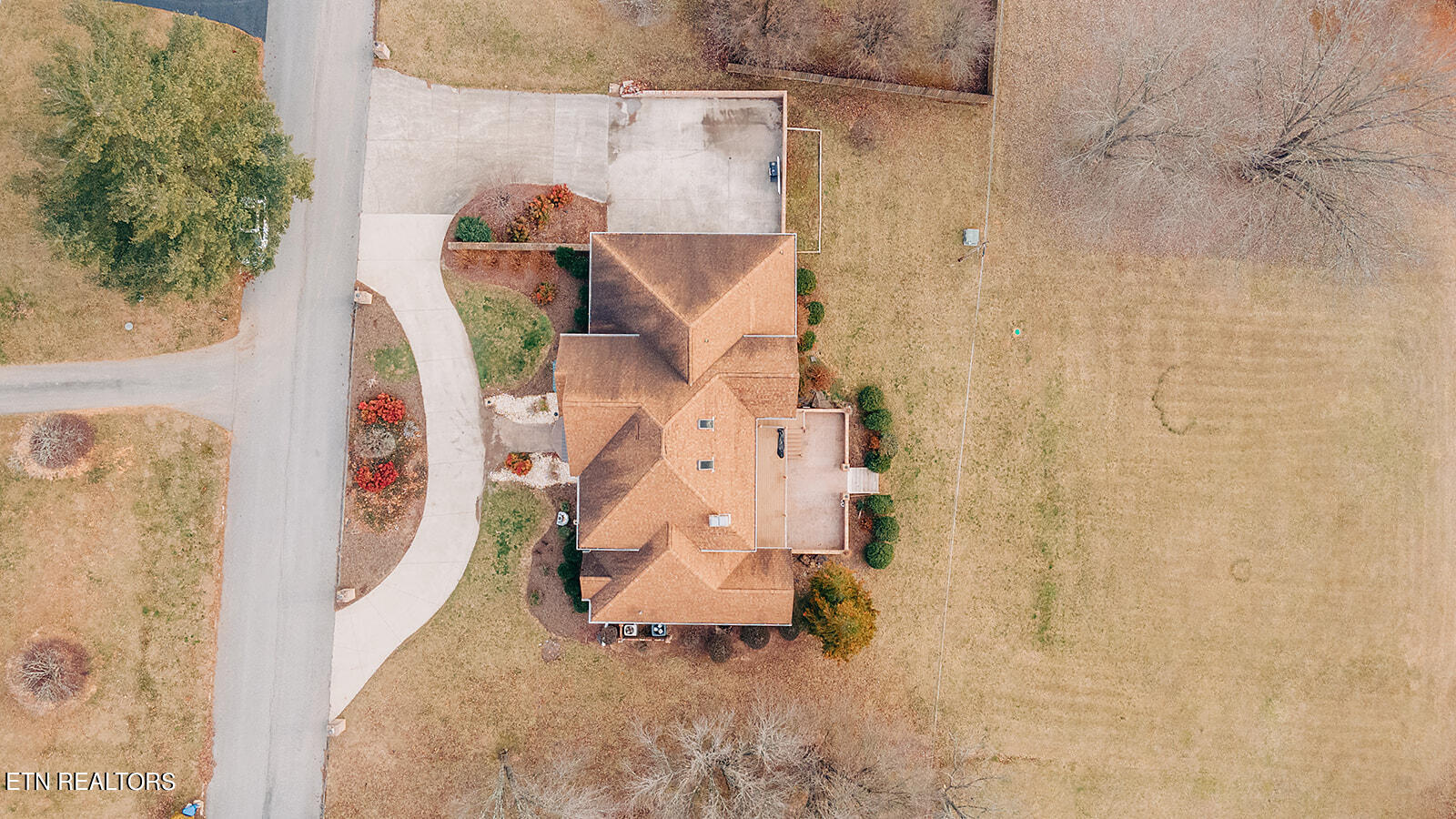 253 Bello Road Tazewell, TN 37879 - Photo 5 of 40 Bsloanphotography-0536