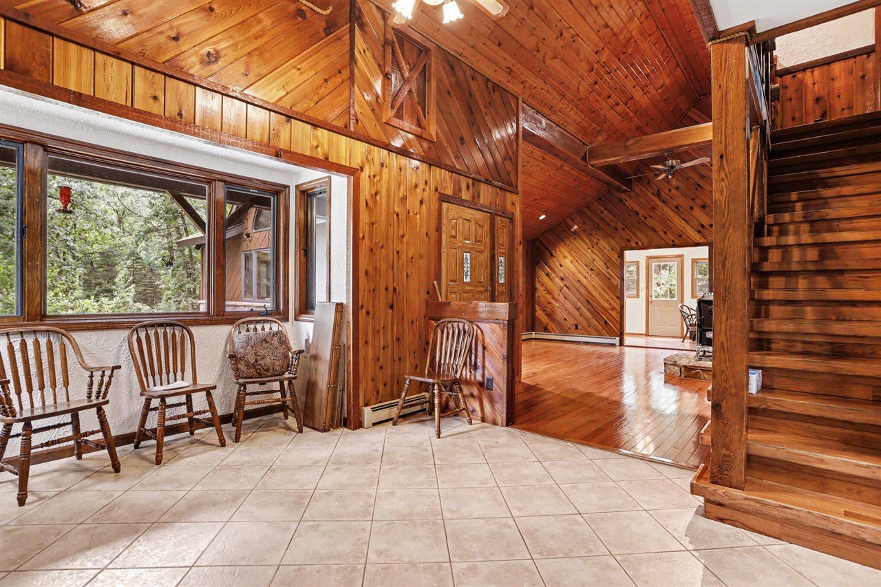 10642 Keller Road Delton, MI 49046 - Photo 5 of 49
