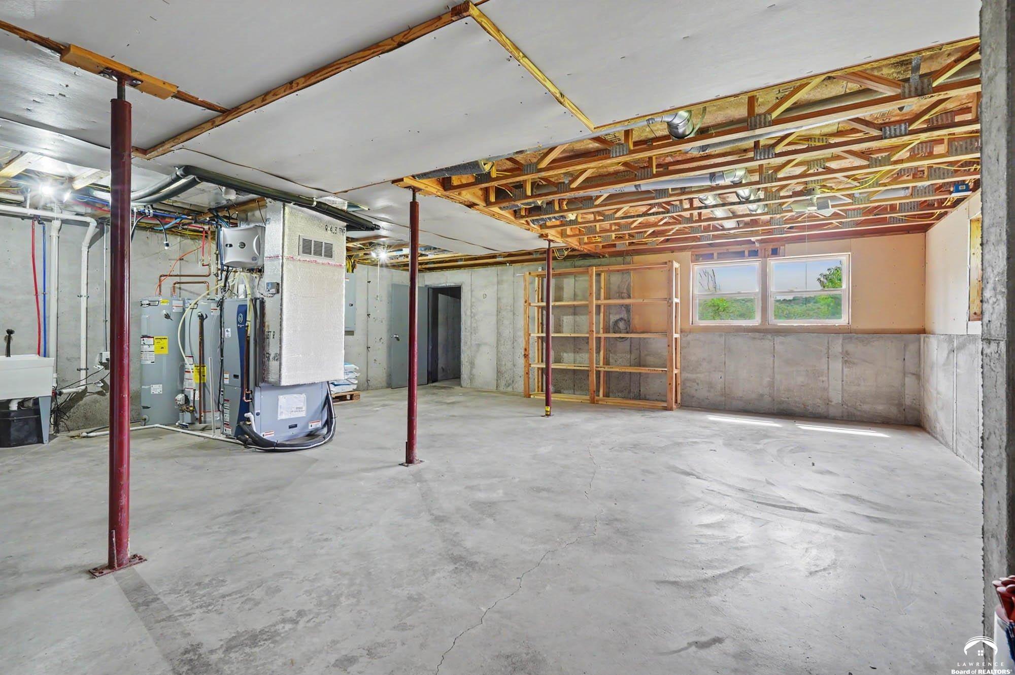813 East 661 Diagonal Road Lawrence, KS 66047 - Photo 44 of 78