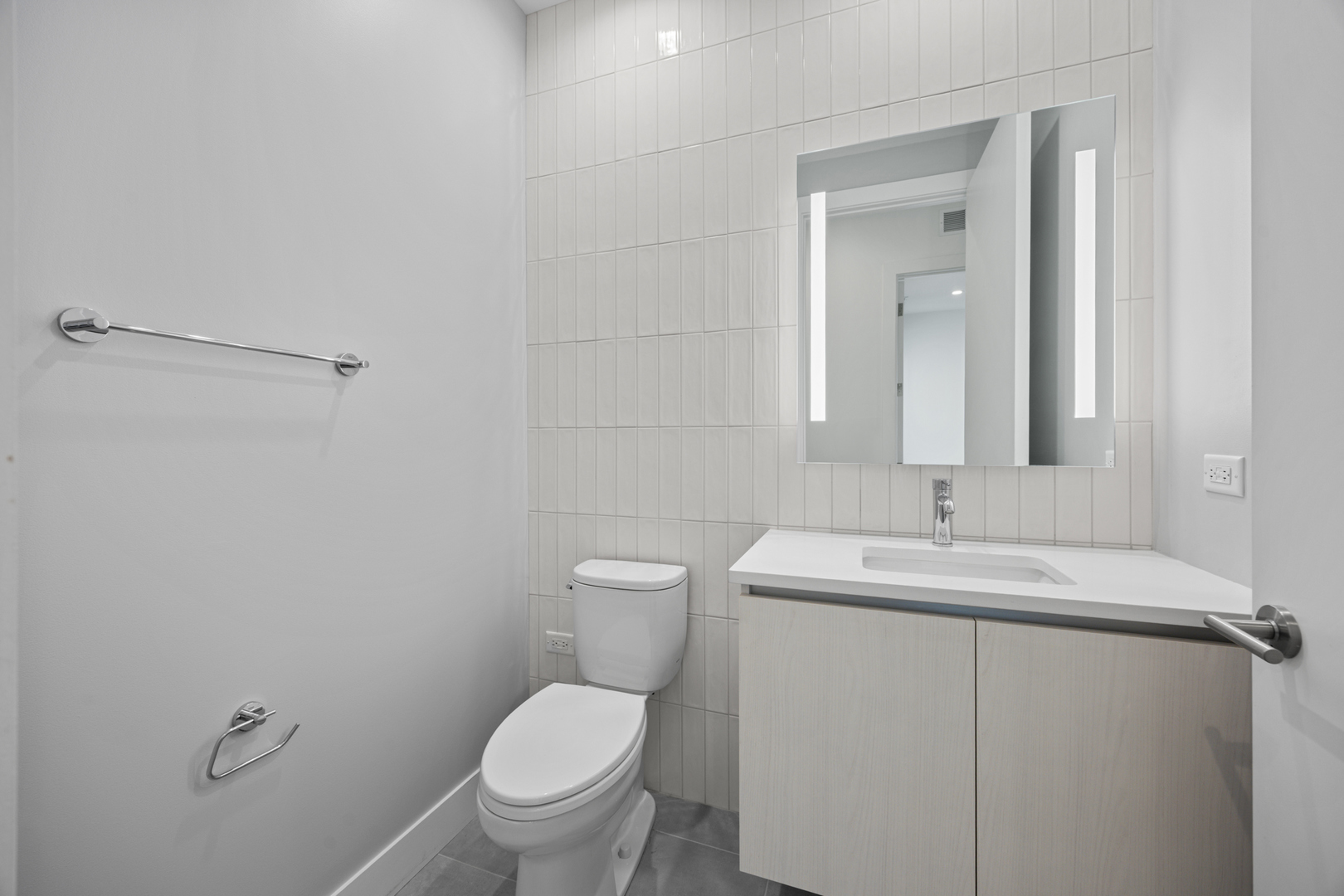 305 South Racine Avenue, Unit PHD Chicago, IL 60607 - Photo 17 of 49