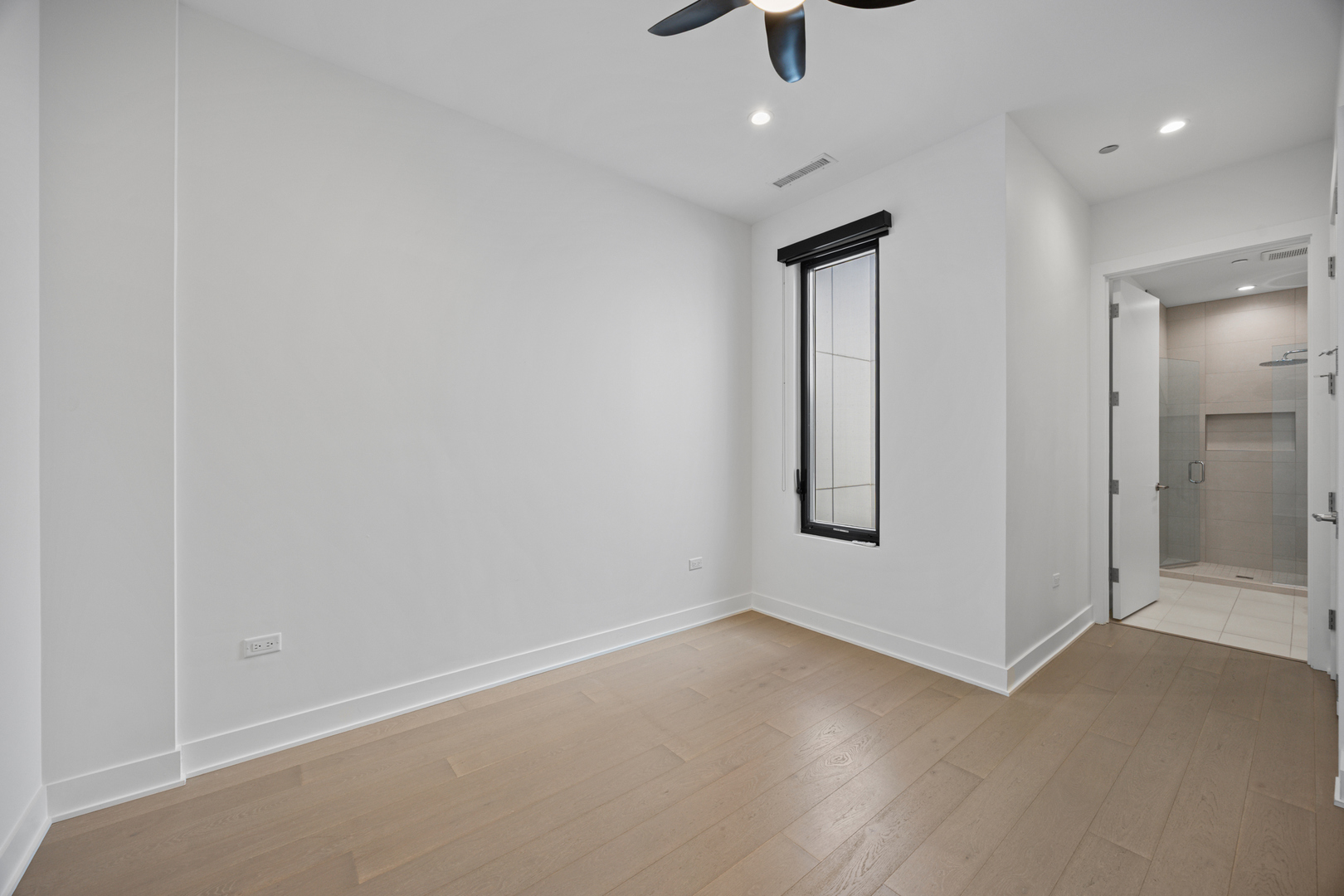 305 South Racine Avenue, Unit PHD Chicago, IL 60607 - Photo 19 of 49