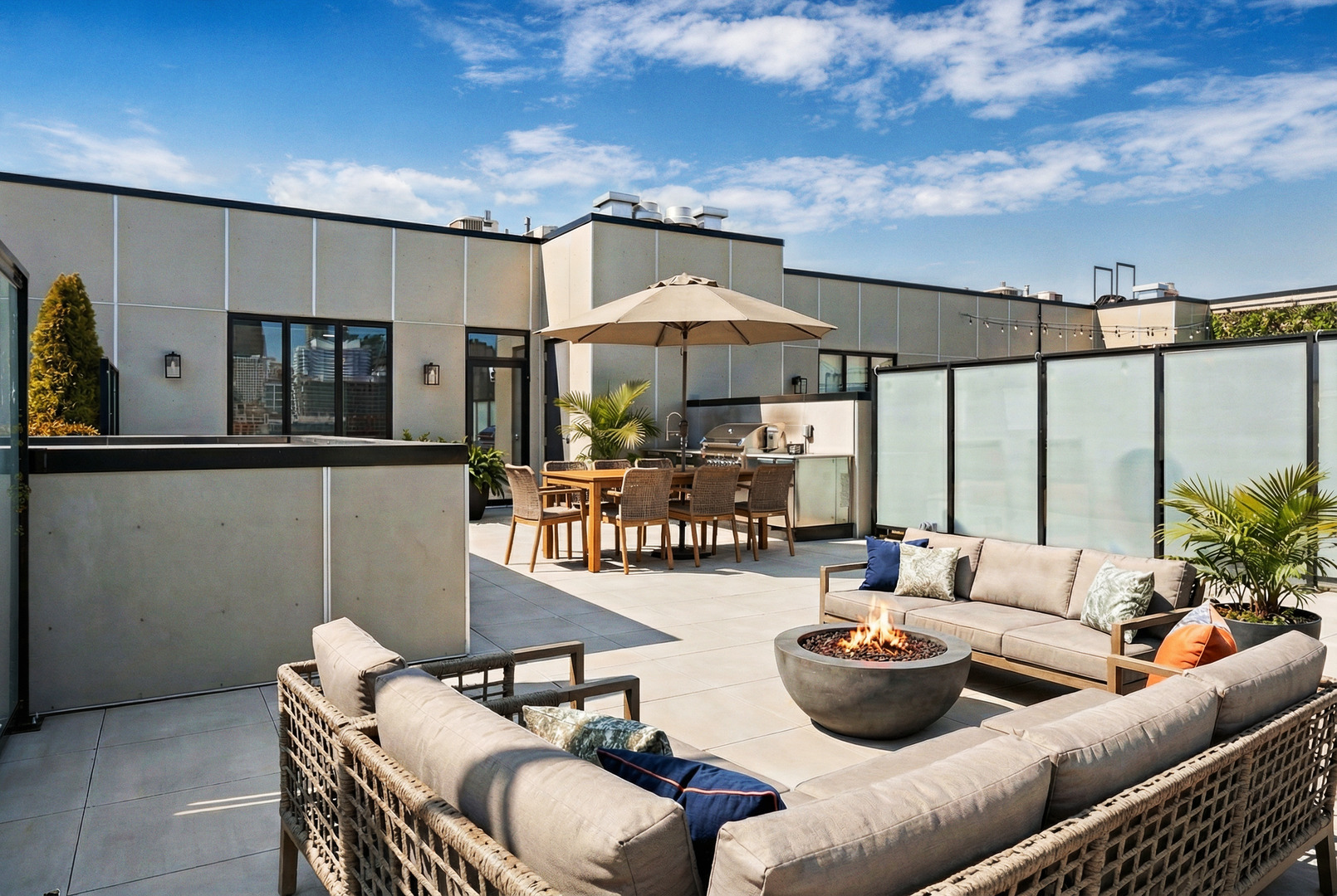 305 South Racine Avenue, Unit PHD Chicago, IL 60607 - Photo 41 of 49