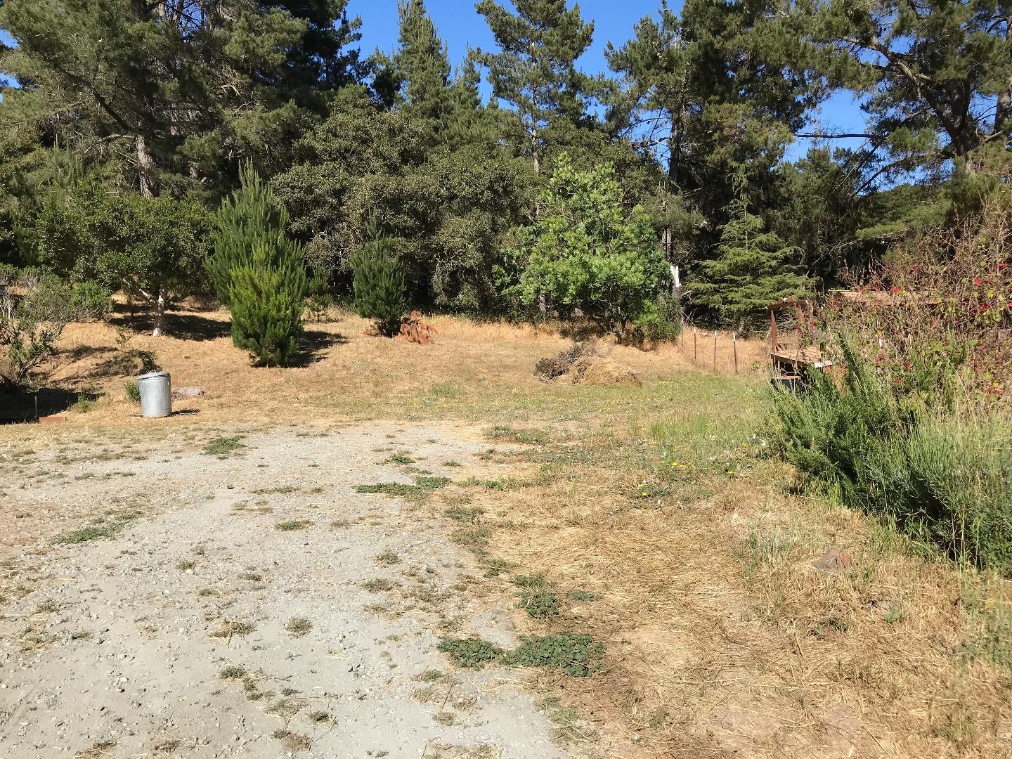 823 Lewis Road Watsonville, CA 95076 - Photo 8 of 23 Gallery Image 8