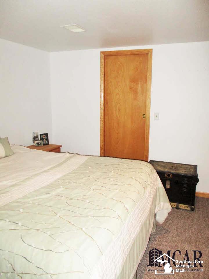 10250 Day Road Monroe, MI 48162 - Photo 30 of 45 21228986-29.JPG